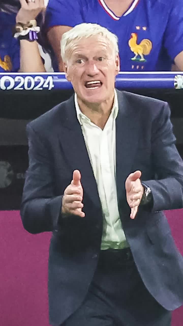 Troll la conferință Întrebări despre un jucător fictiv pentru  Didier Deschamps!  Cum a reacționat selecționerul francez