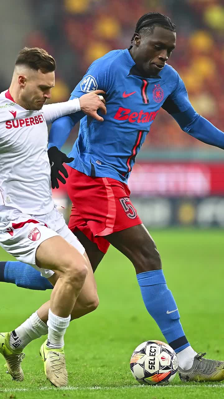 „Nimeni nu e de nevândut la Dinamo”Nicolescu oferă noi detalii despre posibilul transfer al lui Politic la FCSB: „Așteptăm” » Ce spune despre Musi