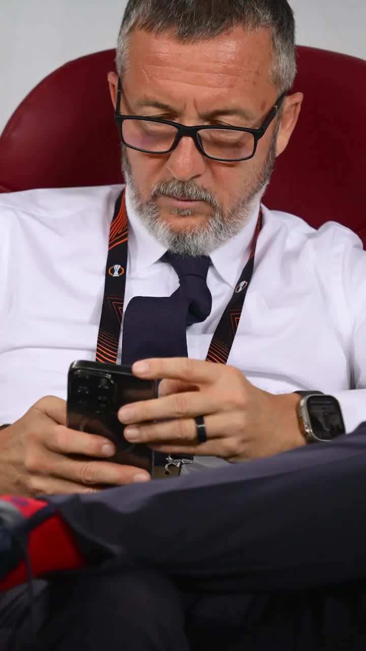 „Eu am inventat 2 antrenori: Pintilii și Charalambous”    Mihai Stoica, răspuns pentru  contestatari + explică rolul avut în cele mai importante decizii de la FCSB