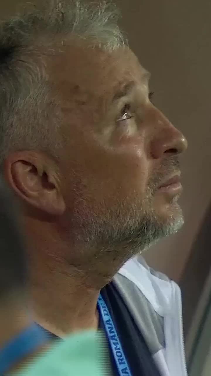 „Ne-am bătut singuri” Dan Petrescu, descumpănit după eșecul cu FCSB: „N-am înțeles nimic din meci”