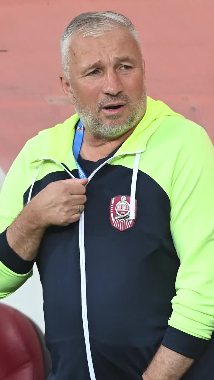 „Mi-aș da cu părerea aiurea” Reacția lui Dan Petrescu, după ce Nelu Varga a anunțat prețul lui Louis Munteanu