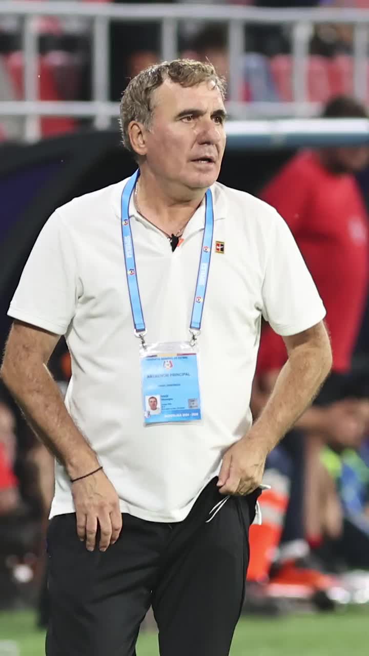  „Louis? Sper să fie obosit”😁 Gică Hagi, îngrijorat înaintea duelului cu CFR Cluj din semifinala Cupei României: „Greu, dar nu imposibil”
