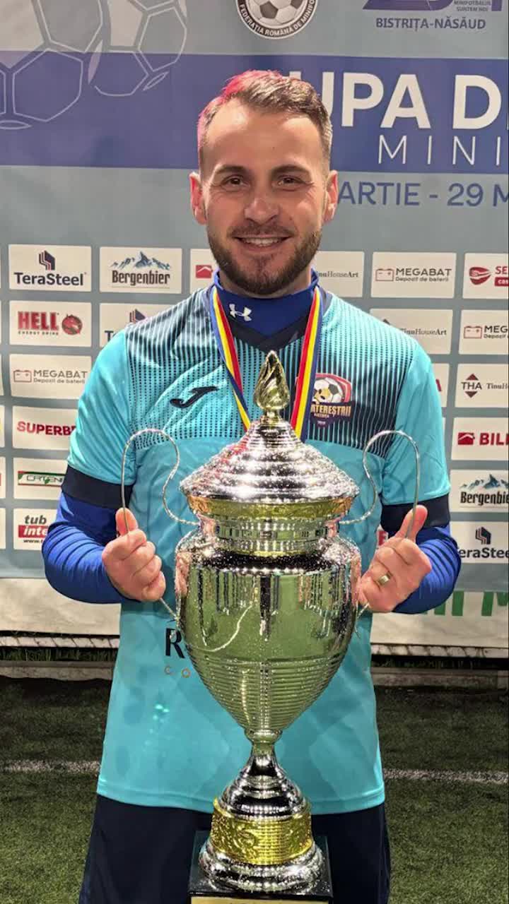 Românul din Ballers League Un fost campion european de minifotbal, coleg cu o fostă vedetă din Bundesliga. „Burleanu și-a întors fața de la minifotbal”