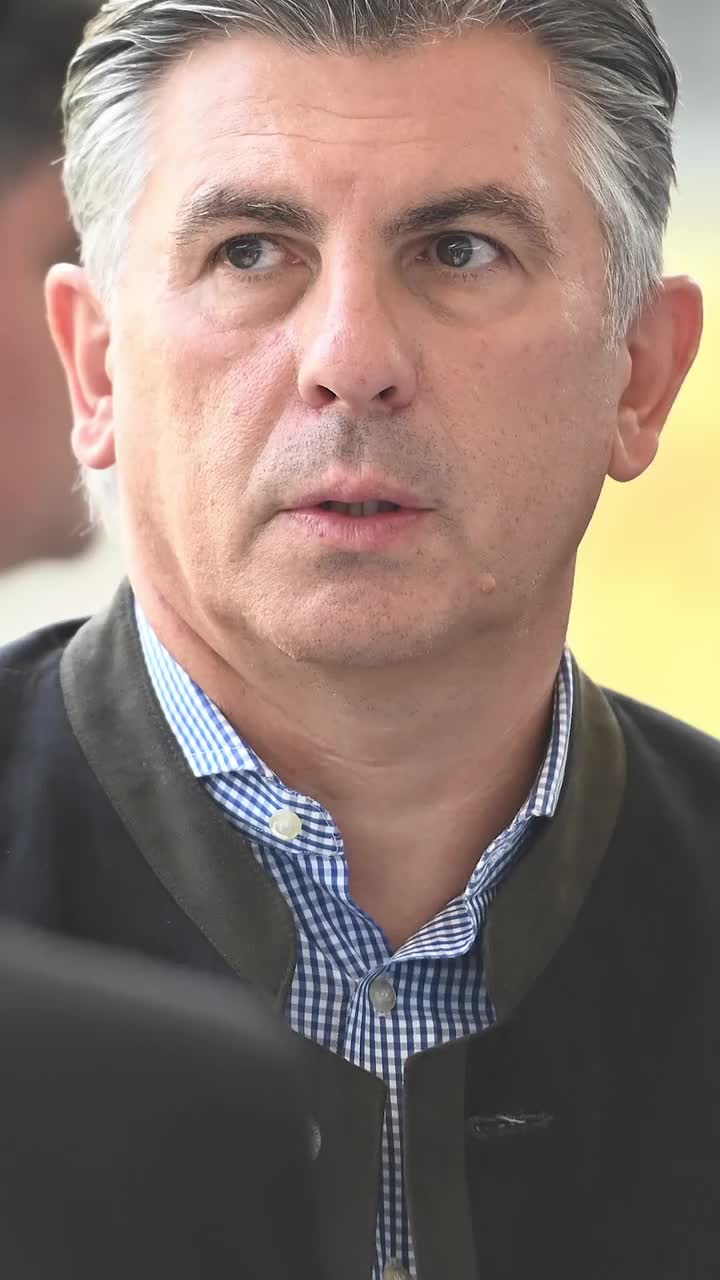 „De 10 ani nu face nimic” Ionuț Lupescu, atac dur la patronul unui club din Liga 1 : „E administrator, președinte, antrenor, scouter, face transferuri”
