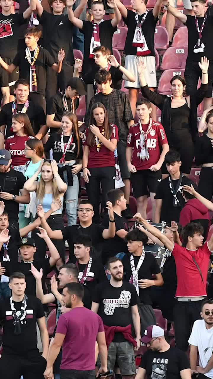 „Motivele lor sunt eronate”   U Cluj    a reacționat,  după ce rivala CFR a restricționat accesul la derby
