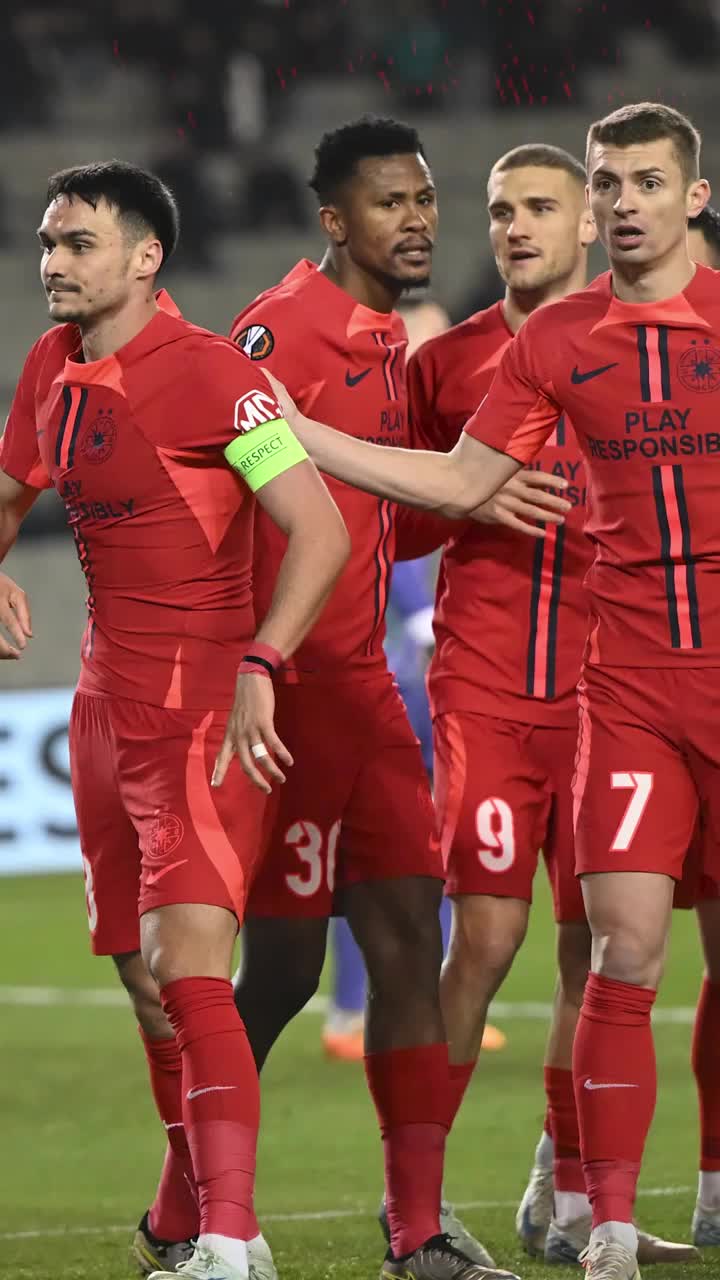 FCSB vede Liga Campionilor!&nbsp; Cu titlul &icirc;n buzunar, pentru FCSB se deschid perspective de a accesa masa bogaților.  Cum arată traseul accesibil
