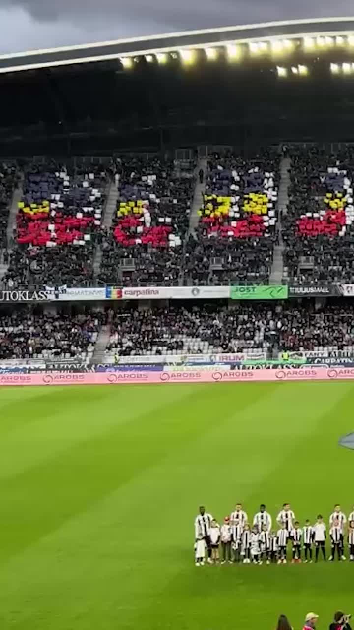 Euforie LA CLUJ „Cluj-Napoca suntem noi” vs „Campionii suntem noi”. Cum a trăit campioana meciul festiv de pe Cluj Arena