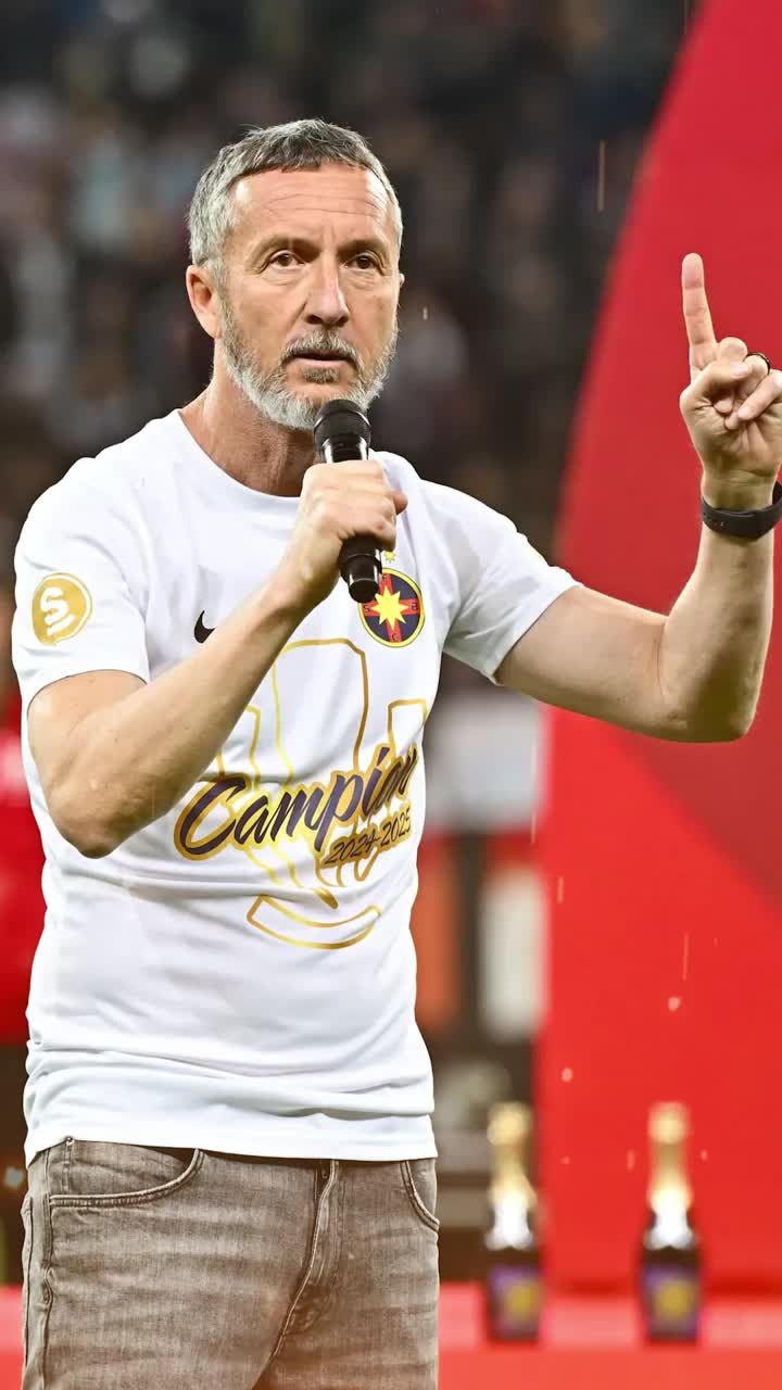 „Devii sclavul jucătorilor” Mihai Stoica a răspuns criticilor din partea lui Mirel Rădoi