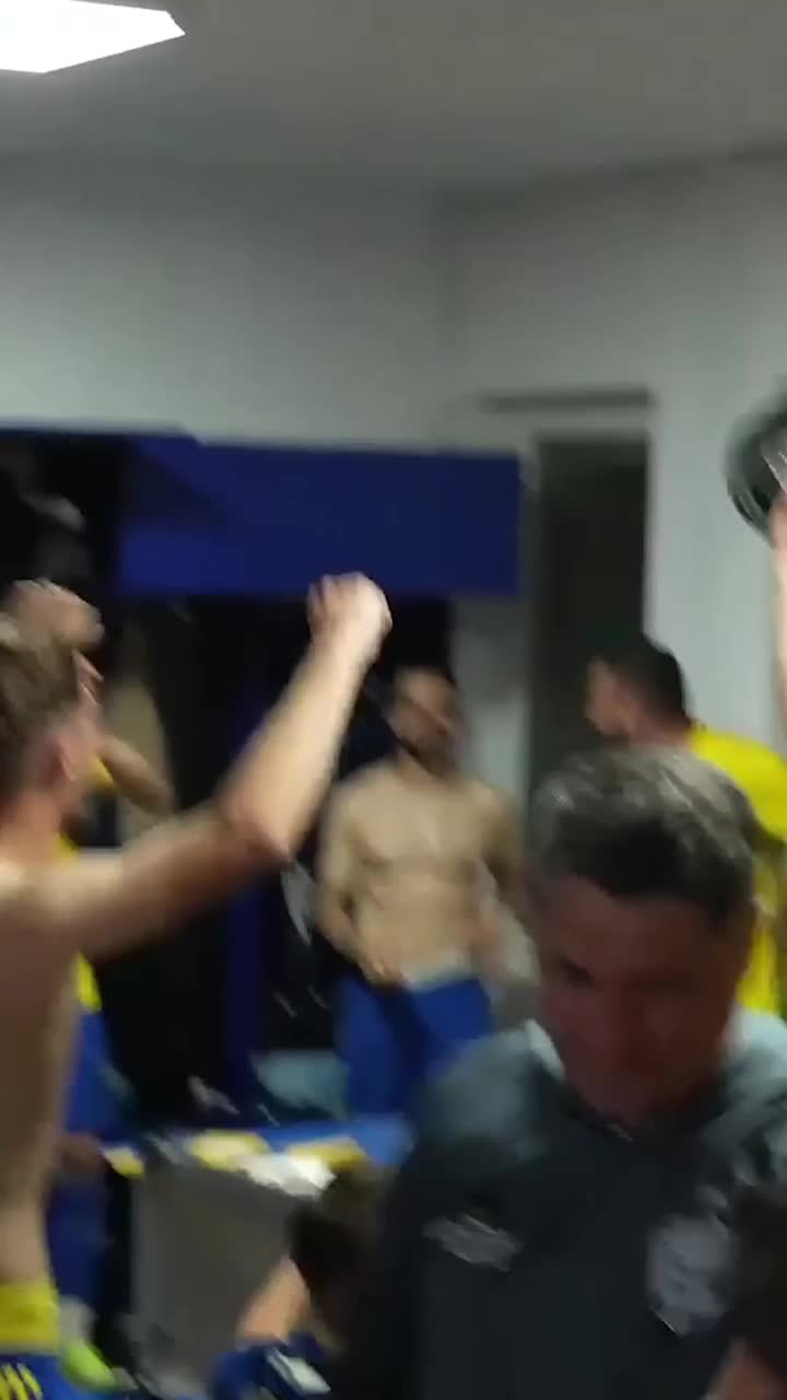 Bucurie maximă Unirea Slobozia merge la baraj și a petrecut după meci: imagini din vestiar
