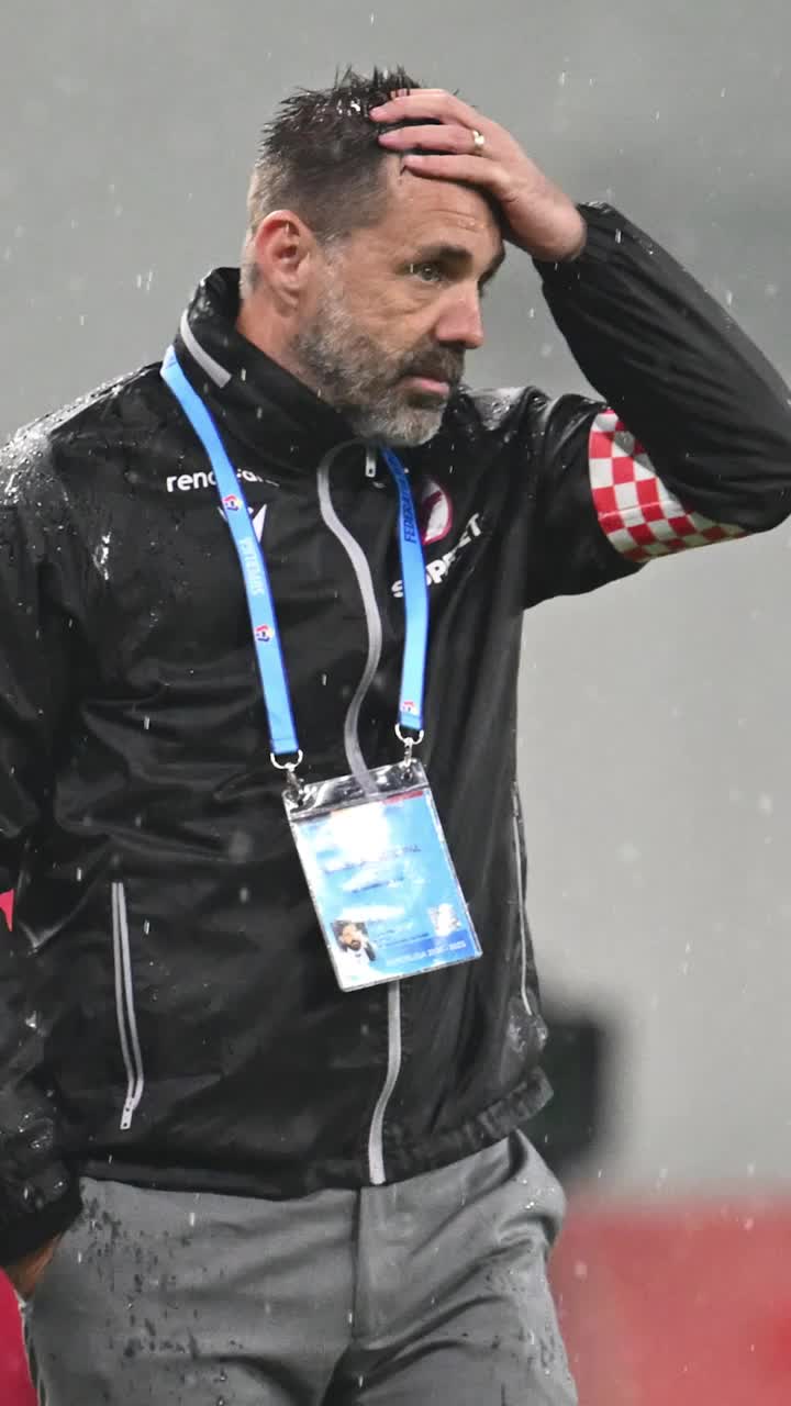 „Ne trebuie 10 jucători” Zeljko Kopic anunță o revoluție la Dinamo pentru noul sezon + Ce a zis Mărginean