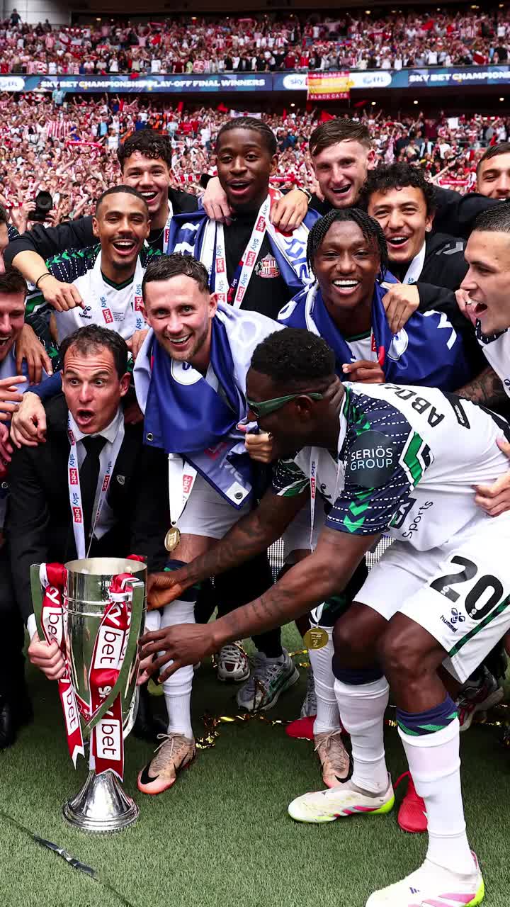 Sunderland a promovat! „Pisicile negre” au revenit în Premier League după 8 ani. Final incendiar pe Wembley