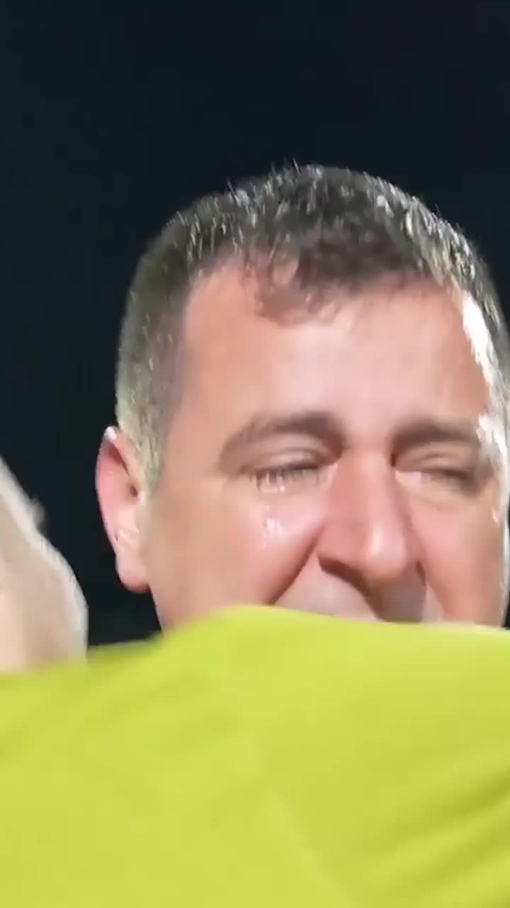 Metaloglobus a scris istorie Bucurie fără margini la Clinceni, după promovarea în Liga 1 » Ianis Zicu a plâns pe teren!