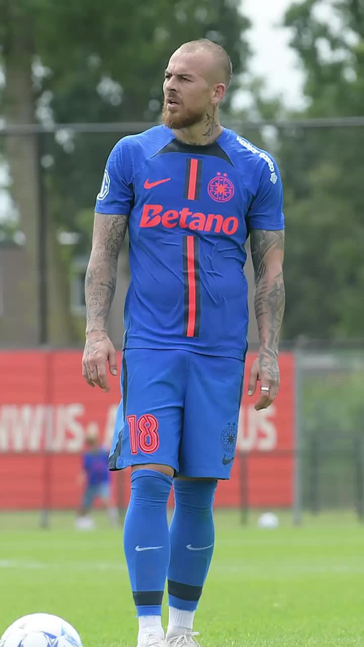 Alibec, negocieri cu Tavi   S-au schimbat   purtătorii numerelor 10 și 7  la FCSB + Mihai Stoica: „Asta e o chestie care mă deranjează teribil”