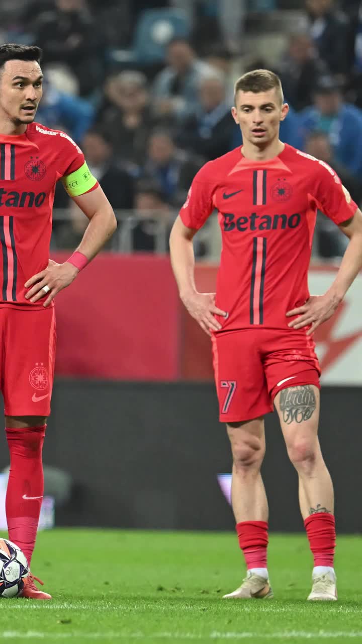 Becali a spus cu ce 11 începe FCSB Patronul roș-albaștrilor a dat echipa cu trei ore înainte de meciul cu Inter D'Escaldes