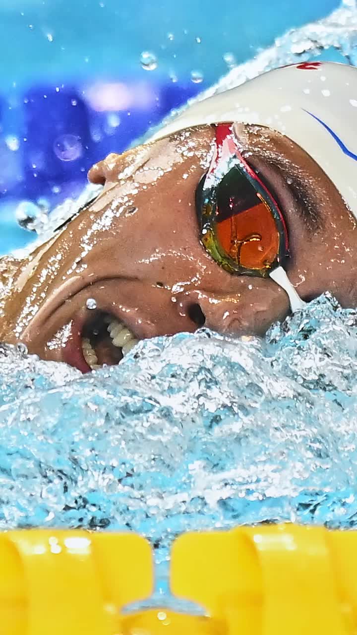 „Nu mă dezic de această credință”  Continuă   David Popovici  și după JO 2028? Cum a răspuns campionul olimpic