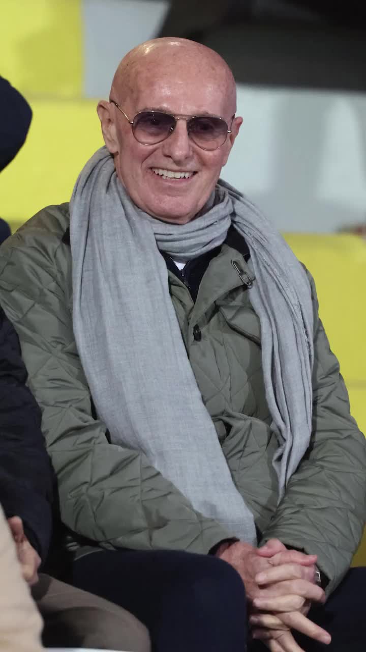 Teme pentru Chivu    Arrigo Sacchi  a vorbit despre punctele slabe ale lui Inter și i-a oferit un sfat antrenorului român: „Riscă să compromită rezultatul”