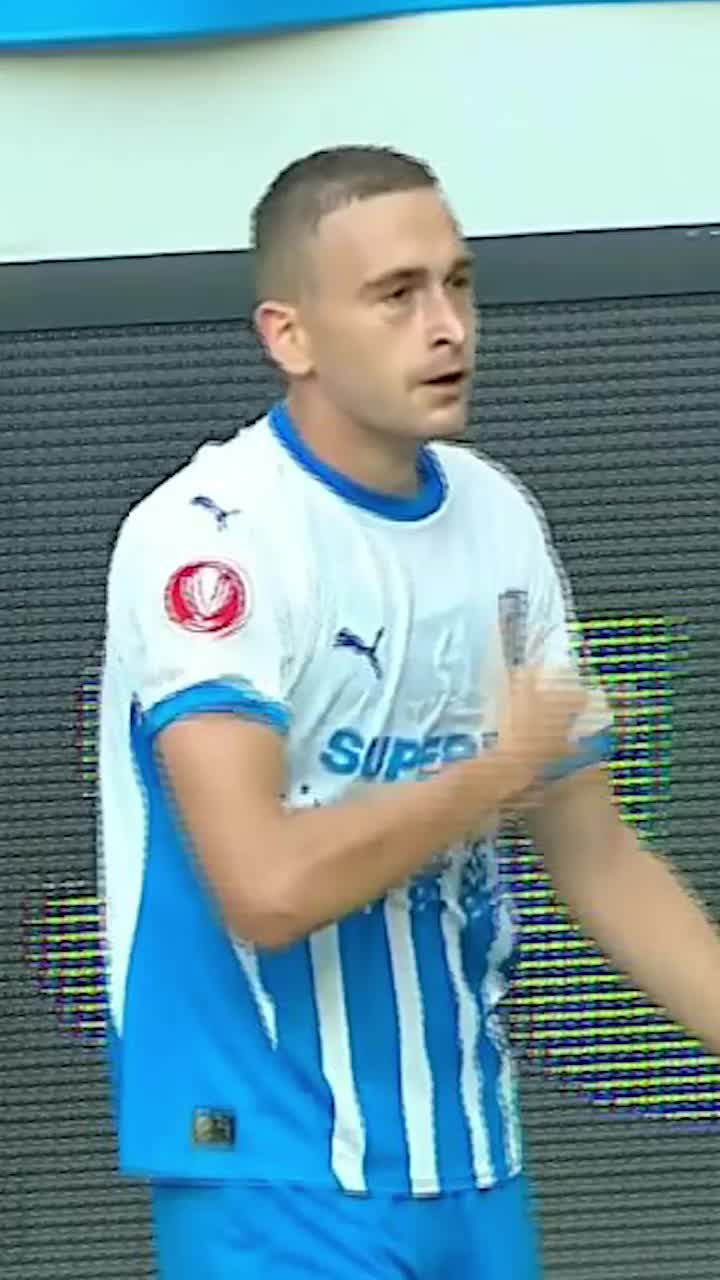 Romanchuk, ce golazo!    FOTO.  Încă o   reușită de senzație  pentru fundașul de la Universitatea Craiova » Căbuz, fără replică
