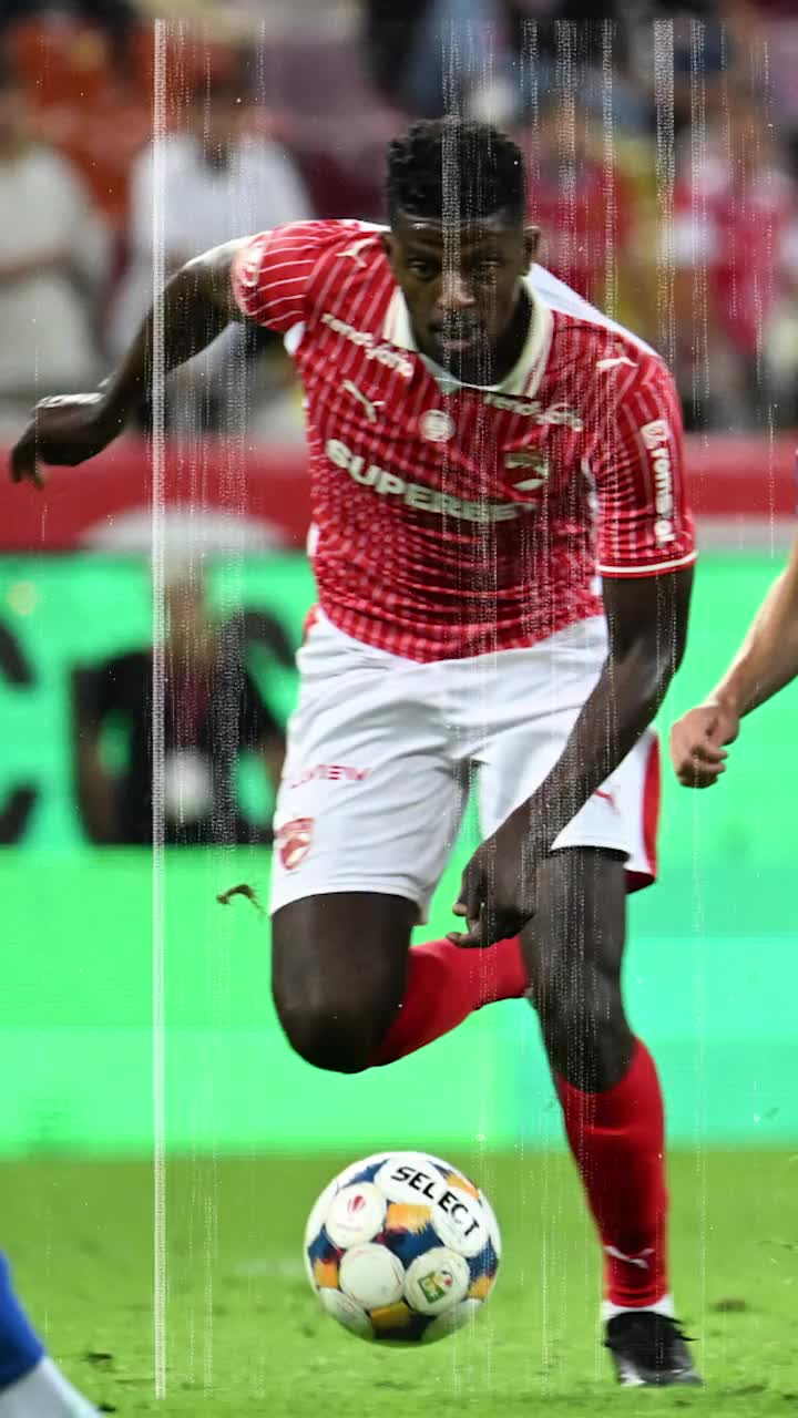 „A venit și mi-a zis asta”    FOTO.  Kopic, despre   discuția aprinsă cu Gnahore  pe teren, după 1-2 cu Rapid: „De fiecare dată e la fel”