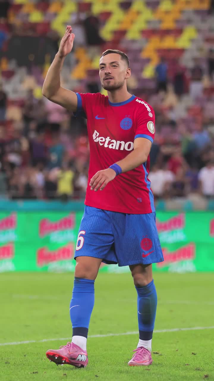 Ofertă din MLS  După Olaru,   FCSB  s-ar putea despărți de încă un jucător important