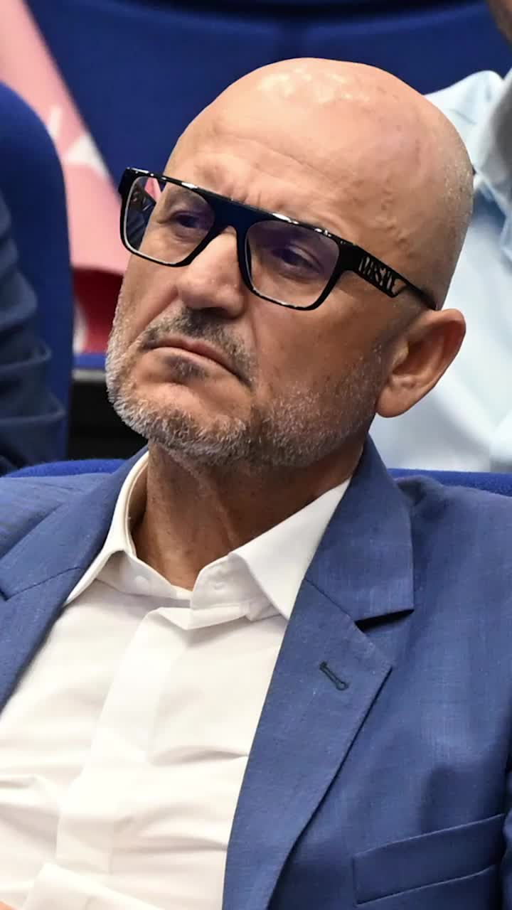 Sentința &icirc;n procesul FRF - Mititelu Patronul FCU Craiova,  obligat să plătească daune morale &raquo; Federația a cerut 200.000 de euro