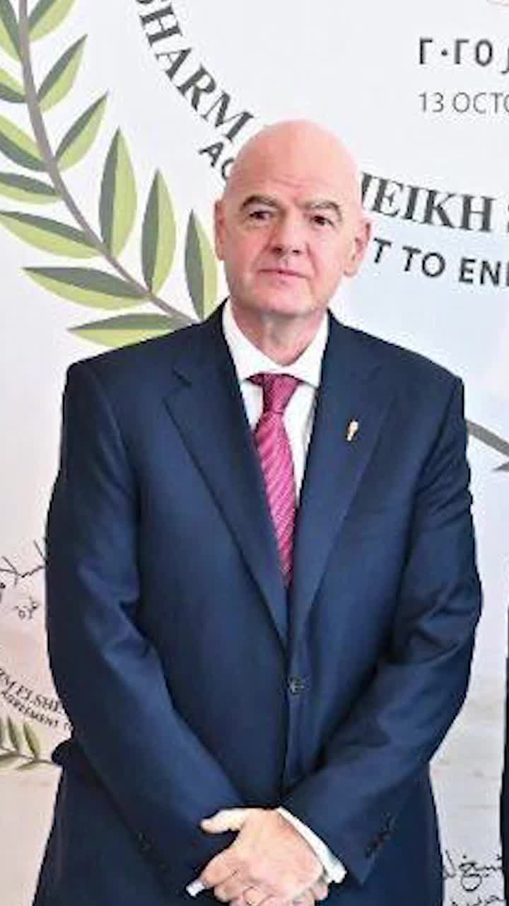 Ce-a căutat Infantino la summitul de pace?   Nedumerire după ce șeful FIFA a participat la întâlnire alături de   Donald Trump  » Cine l-a invitat