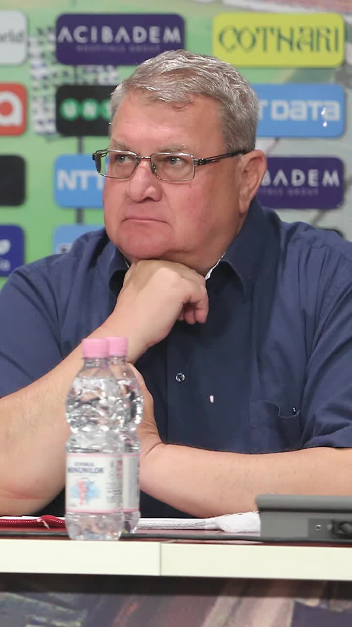 „Nu mai sunt șanse la titlu”  Iuliu Mureșan, resemnat după eșecul din Bănie:   „Am părut neputincioși!  Una dintre ele va fi campioană”