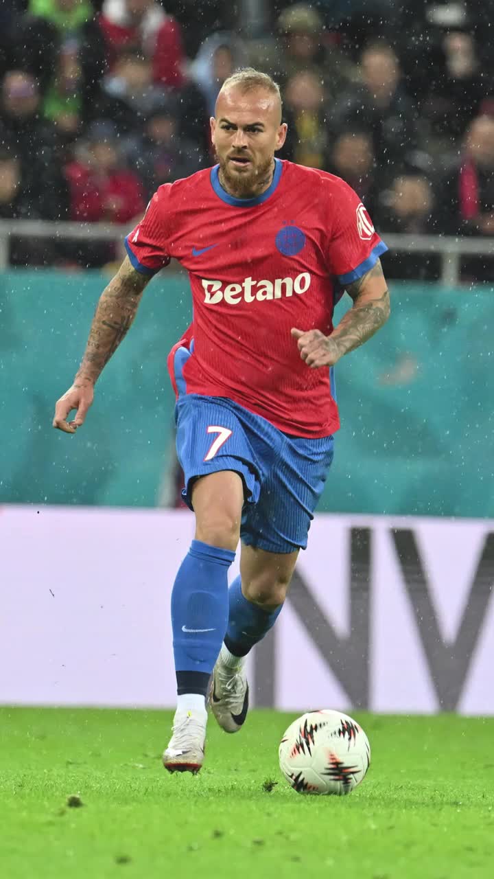 Alibec, scos din calcule?   Patronul FCSB   nu mai are încredere  în atacant: „Mi-e frică să-l bag” + Ce spune despre Zima