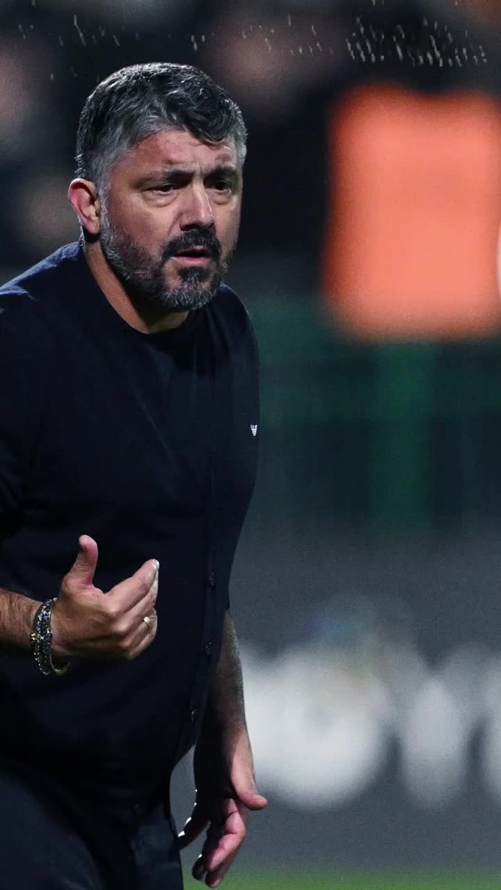 „E o rușine!”   Italia e în pericol să rateze al treilea CM consecutiv, dar Gattuso i-a taxat pe suporteri:   ce au scandat în Moldova