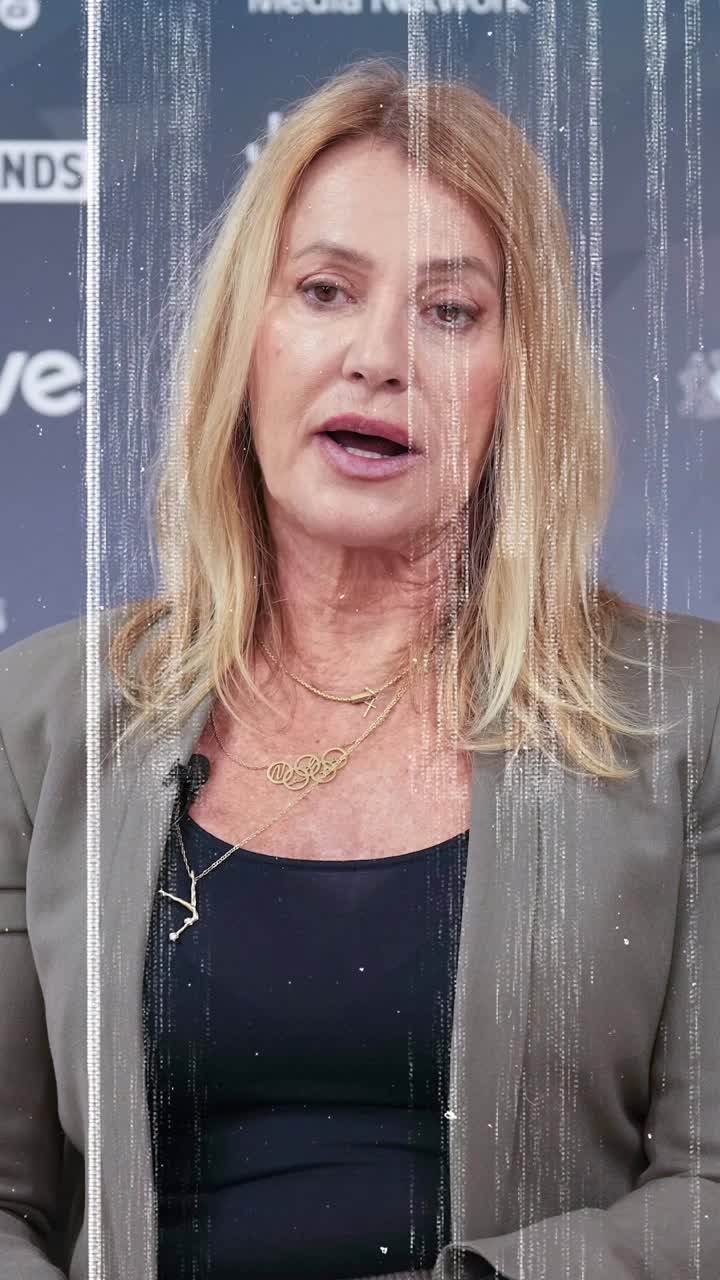 Nadia, ștearsă din istorie Autoritățile comuniste au &icirc;ncercat să ardă  peliculele cu fosta campioană &raquo; Drama altei mari sportive &icirc;n acea perioadă