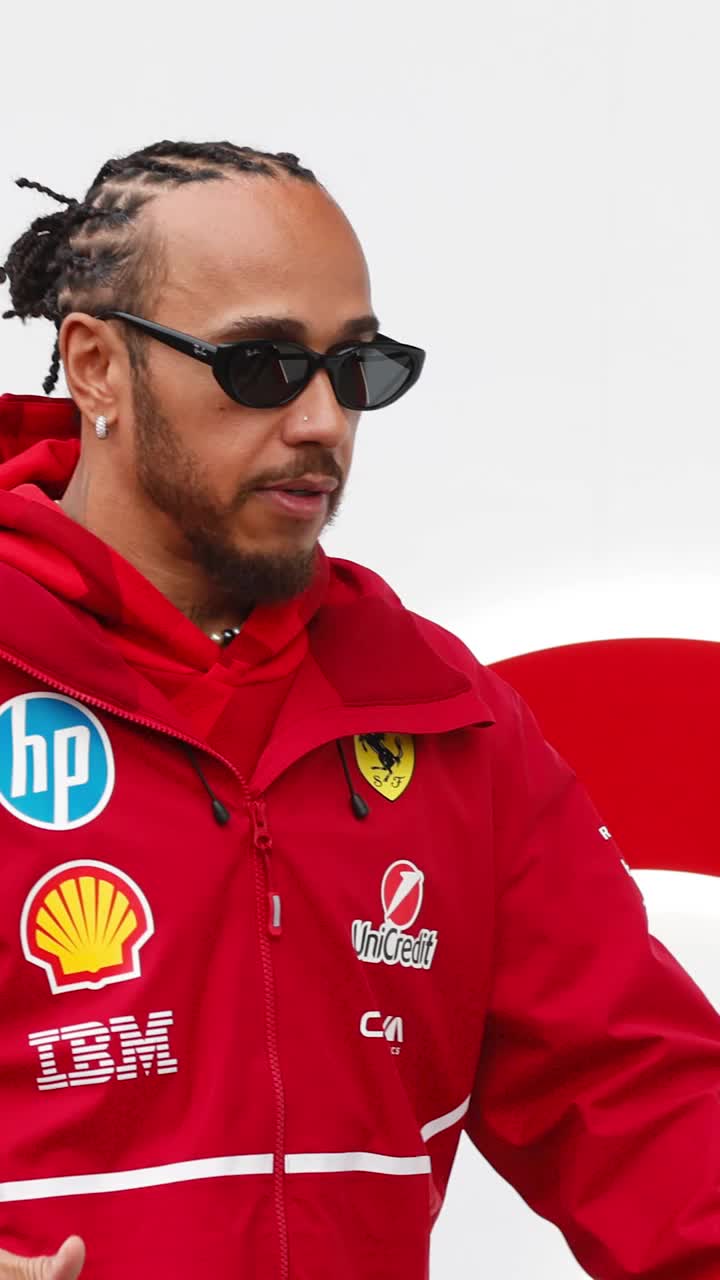 Lewis Hamilton, mesaj războinic  Pilotul britanic, apel către liderii africani:   „Să recupereze Africa  de la francezi, spanioli, portughezi și britanici”