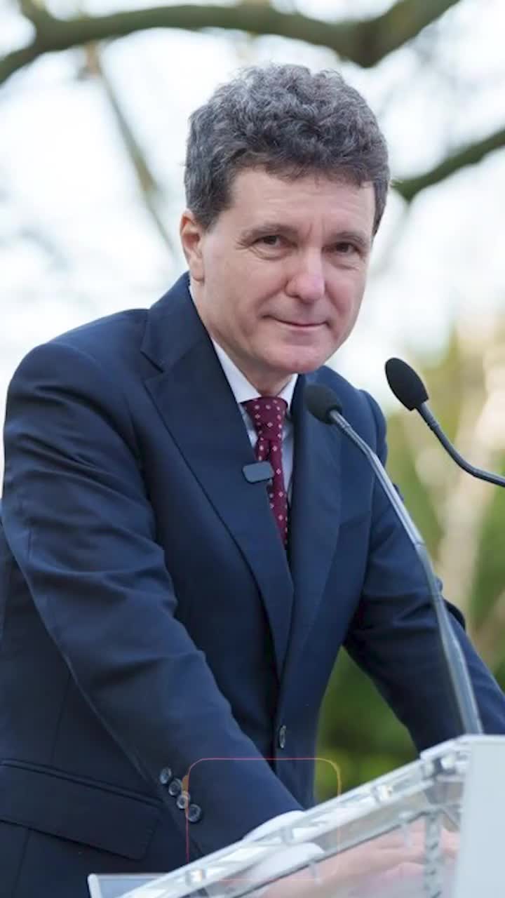  &laquo;LEGEA NOVAK&raquo;, am&acirc;nare LA CCRNoul termen la care se va judeca sesizarea lui Nicușor Dan