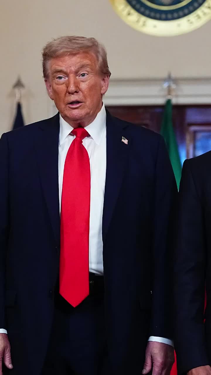 Totul pentru Trump   Emmanuel Macron   a modificat data summitului G7  pentru ca președintele SUA să poată organiza   lupte MMA la Casa Albă