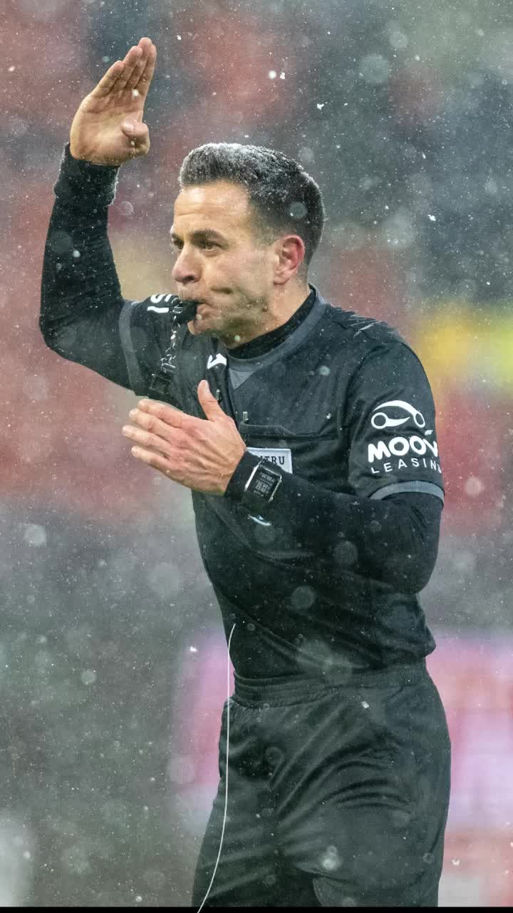 „Nenorocit! A vrut să-mi ia viața”    Gigi Becali,  jigniri la foc automat după victoria cu Csikszereda: „Facem cerere să fie scos din arbitraj!”