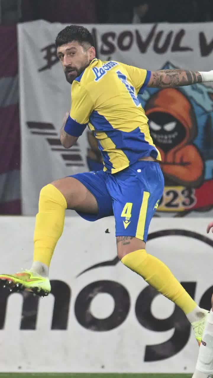 Nu-i spune pe nume lui FCSB  Paul Papp s-a dus la Gâlcă, după meci:   „Ne cunoaștem de când dânsul antrena la altă echipă și eu jucam la altă echipă”