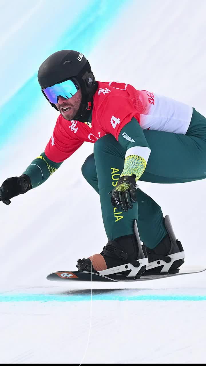 Accidentare horror la JO de iarnă  Un sportiv australian   și-a rupt gâtul!  » A fost transportat la spital cu elicopterul. Care e starea lui