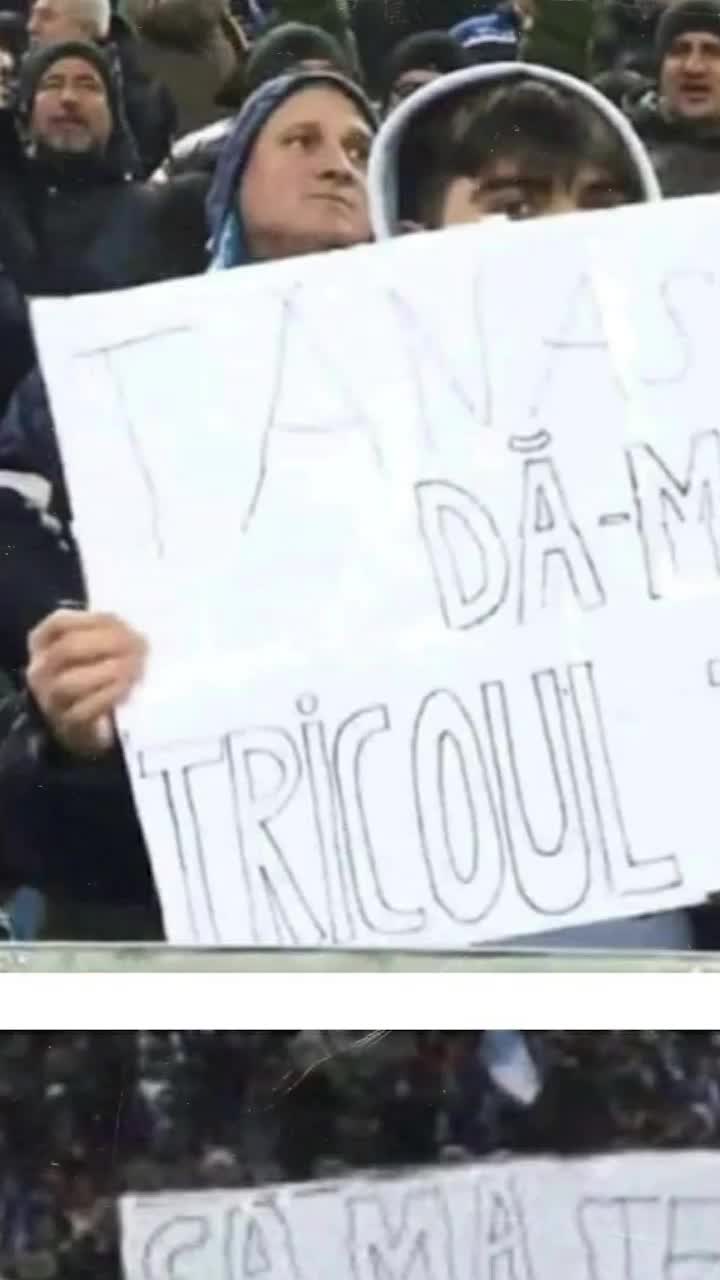 Tănase, ținta oltenilor    FOTO.     Mesajul vulgar  afișat de un fan la meciul U Craiova - FCSB » Starul campioanei, luat peste picior