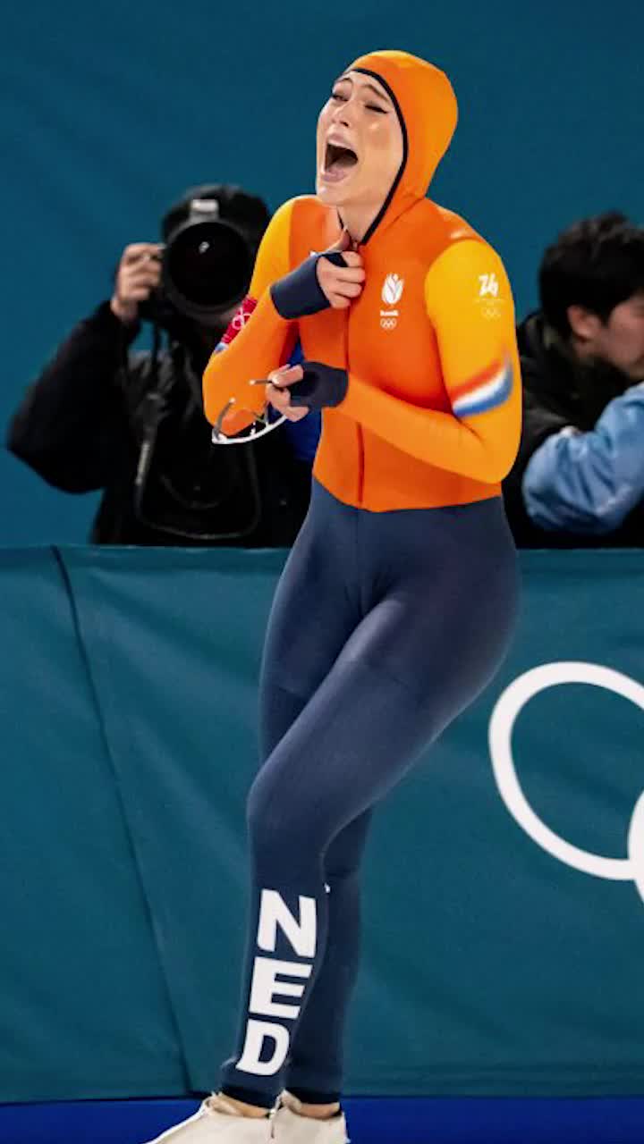 Gest de un milion de dolari!    FOTO:    Jutta Leerdam,  lovitură financiară după aurul de la JO de Iarnă! Ce a făcut imediat după ce a doborât recordul olimpic