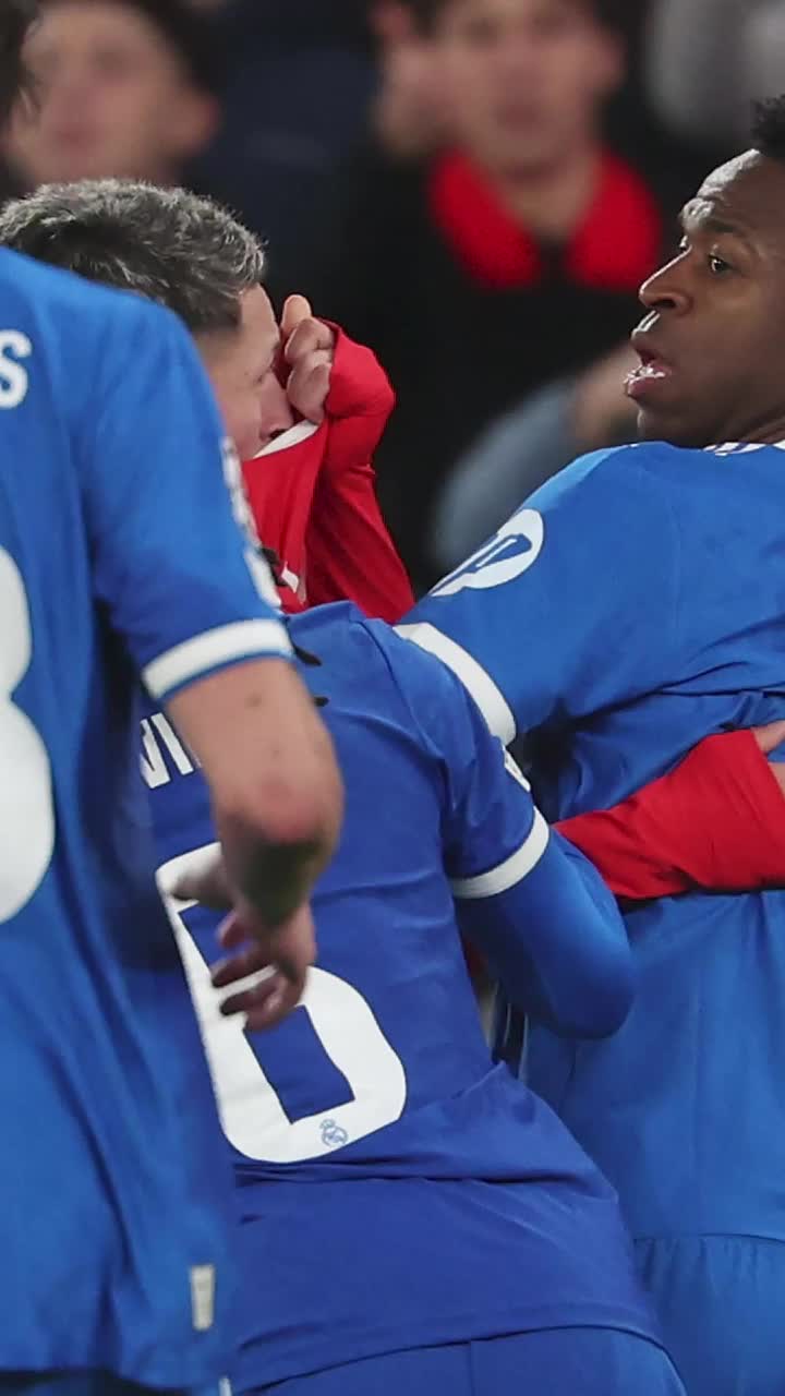 „Cazul Vinicius” schimbă regulile    Ce se va întâmpla în fotbal  după ce Prestianni a fost acuzat de rasism în Benfica - Real