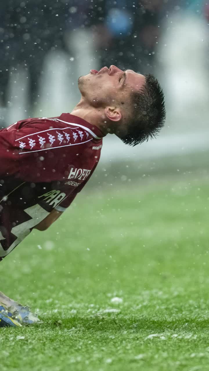 Continuă coșmarul pentru Dinamo     VIDEO.  „Câinii” pierd un nou derby cu Rapid și rămân fără victorie în fața rivalei   de mai bine de 10 ani