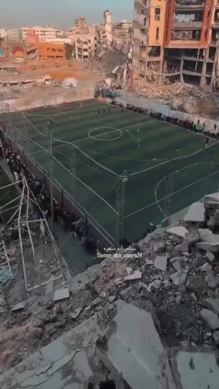 Imagini impresionante   A revenit fotbalul în Gaza,   printre dărâmături:  „Mulți coechipieri au fost uciși sau răniți. Bucuria e incompletă”