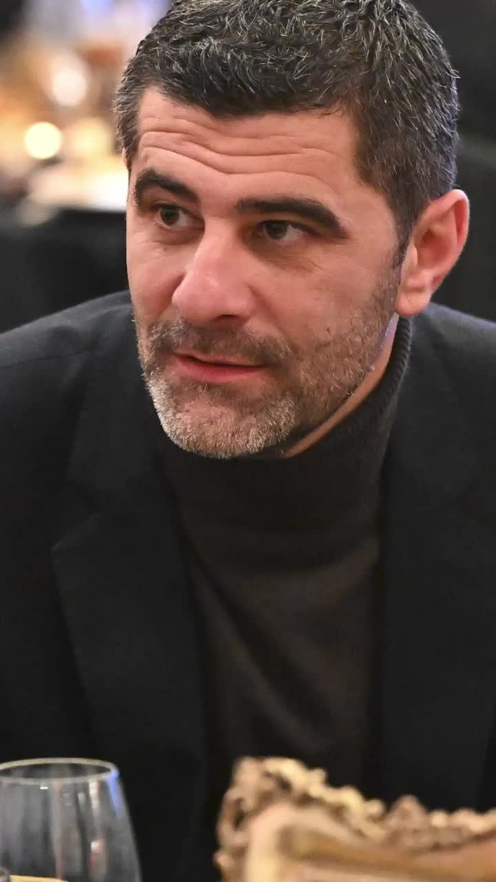 „Să-i dea un tricou cu FCSB!”   Președintele de la FC Argeș a auzit ce a zis   Gino Iorgulescu  și l-a ironizat: „Poate îl bagă Becali și pe el, la pauză”