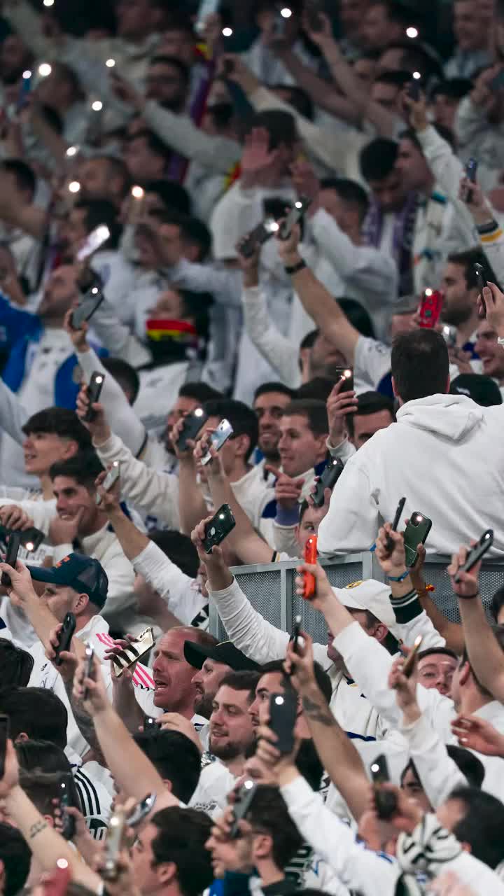 Gest șocant pe „Bernabeu”    Ce a făcut un fan al lui Real  în meciul cu Benfica și cum a reacționat clubul madrilen » Courtois: „Să nu mai fim atât de proști!”