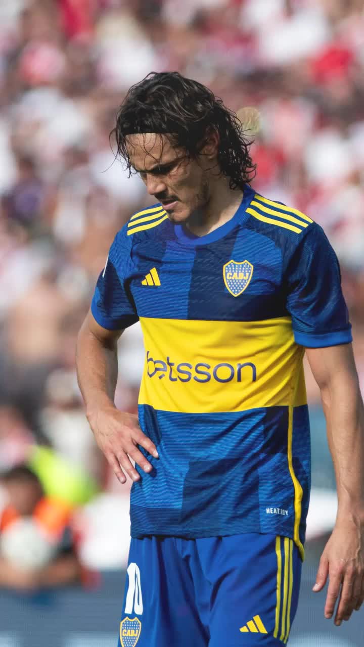 „Trebuie să se retragă”  Fost campion mondial cu Argentina, sfat pentru   Edinson Cavani:  „M-a durut să-l văd așa”