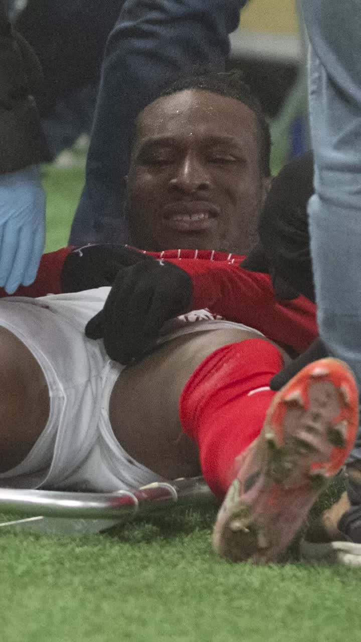 Probleme mari pentru Dinamo  Mamoudou Karamoko   s-a accidentat   cu FC Argeș