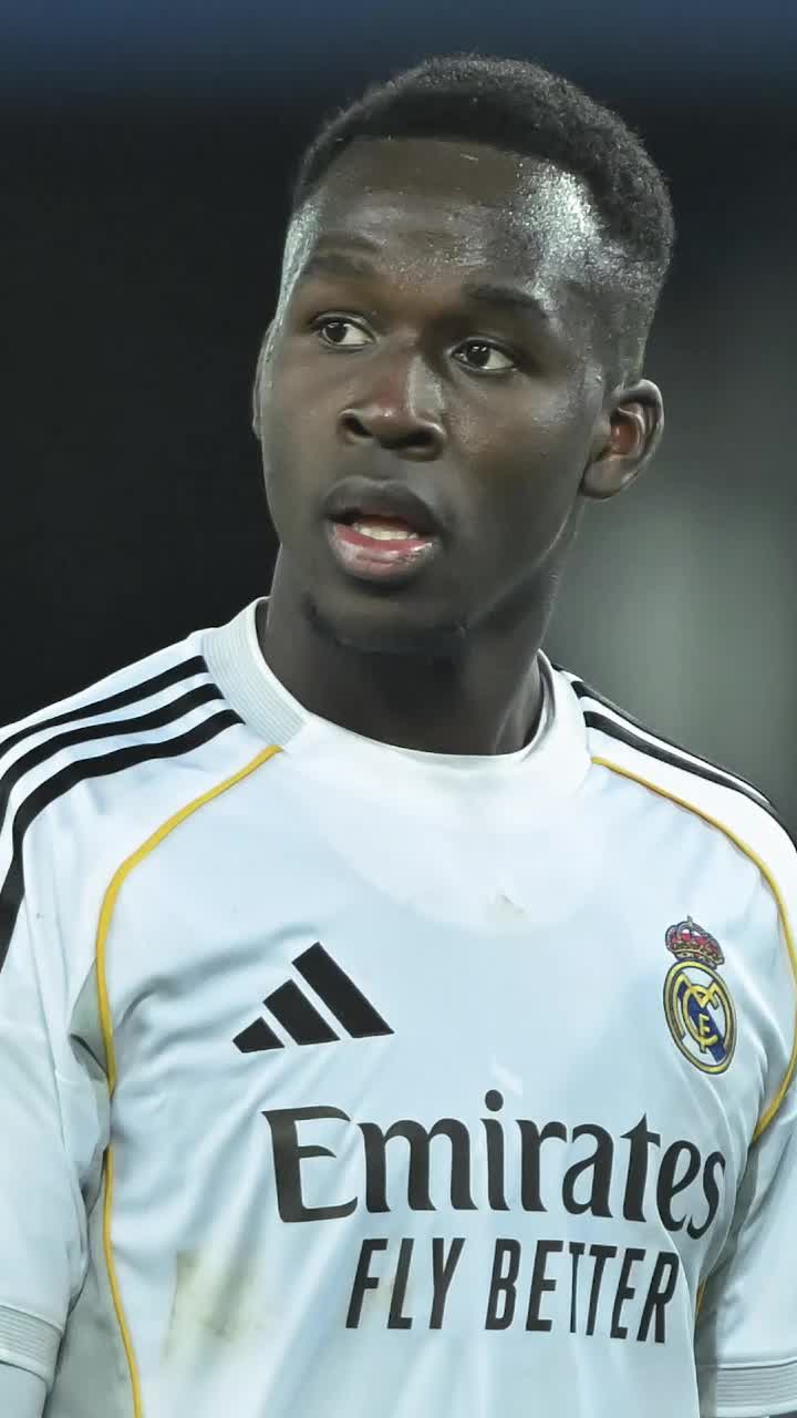 Debutant în defensiva lui Real Madrid?    Lamini Fati,  soluția lui Arbeloa, are 19 ani și le-a pus imaginația la încercare microbiștilor: „Urmează Mbappi Vinici?”