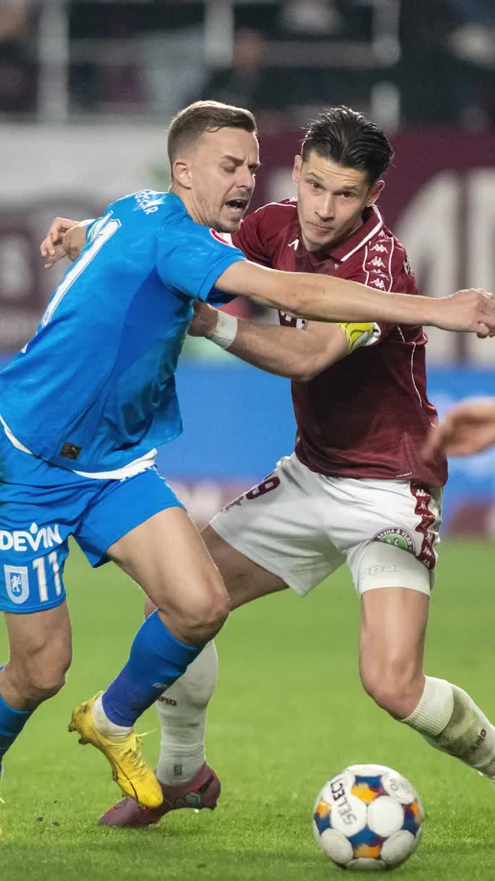 „Meritam să câștigăm”    Nicușor Bancu,  mesaj după scandările rasiste din Giulești: „Nu e ok față de Baiaram! Arbitrii au notat”