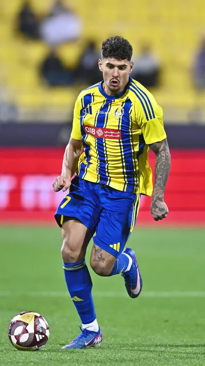 Clipe grele pentru Florinel Coman   Familia jucătorului de la   Al-Gharafa  nu poate pleca din Qatar, din cauza războiului: „Ne străduim să evadăm”