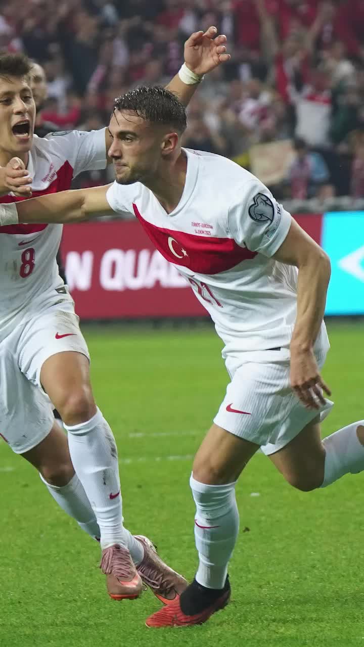 „Ar fi o rușine”  Ce spune un   jucător turc despre barajul cu România  și Mondial. Și ce afirmație legată de ultimul Euro!