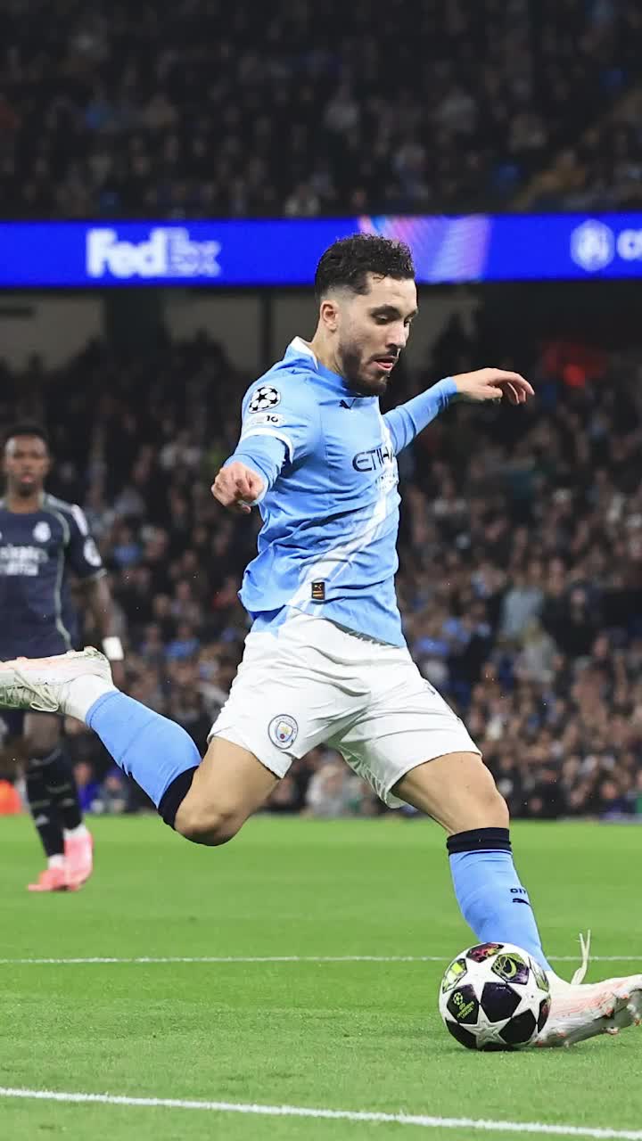  Premieră la TV: UCL a bătut Liga 1Audiența optimilor Ligii e mai mare dec&acirc;t a primei etape de play-off/out. Real - City, peste Rapid - Dinamo&nbsp;