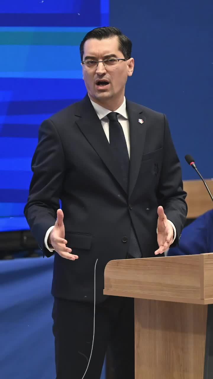 „Cele 5 voturi pot fi 5 dosare”    Răzvan Burleanu, amenințat cu procese:  „Sperăm să se țină de cuvânt și Gigi Becali”